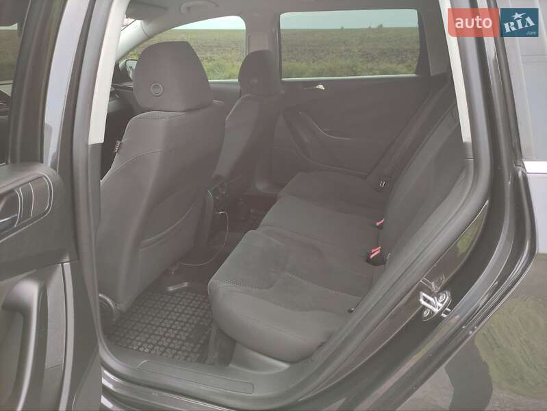 Универсал Volkswagen Passat 2006 в Хмельницком