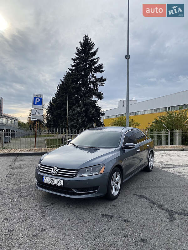 Volkswagen Passat 2012