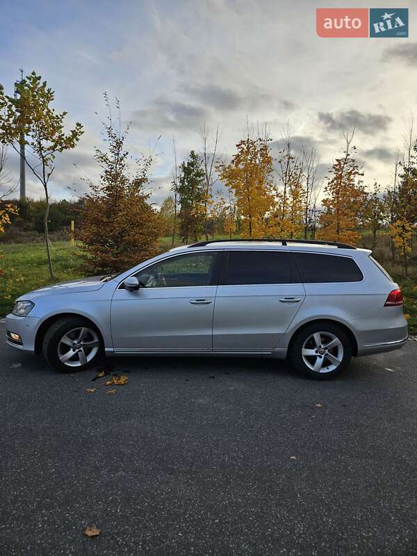 Универсал Volkswagen Passat 2013 в Новояворовске фото 9 Универсал Volkswagen Passat 2013 в Новояворовске