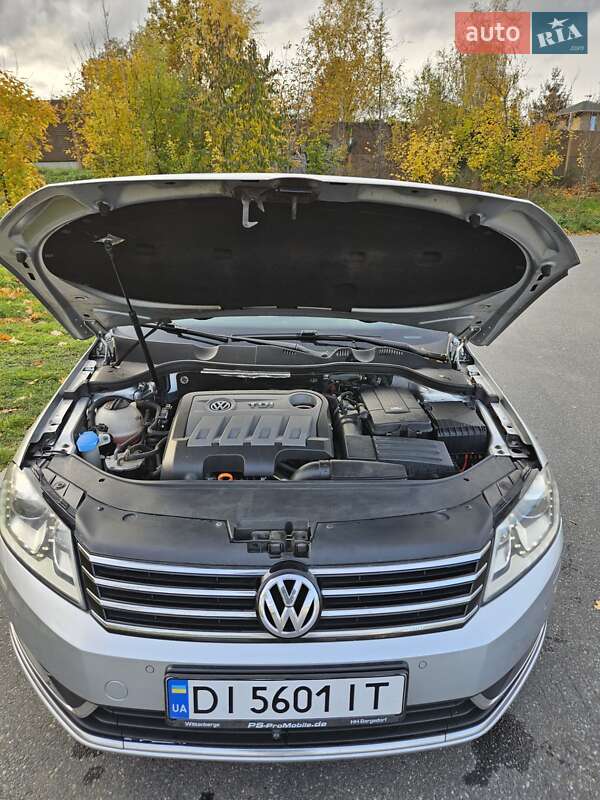Универсал Volkswagen Passat 2013 в Новояворовске фото 12 Универсал Volkswagen Passat 2013 в Новояворовске