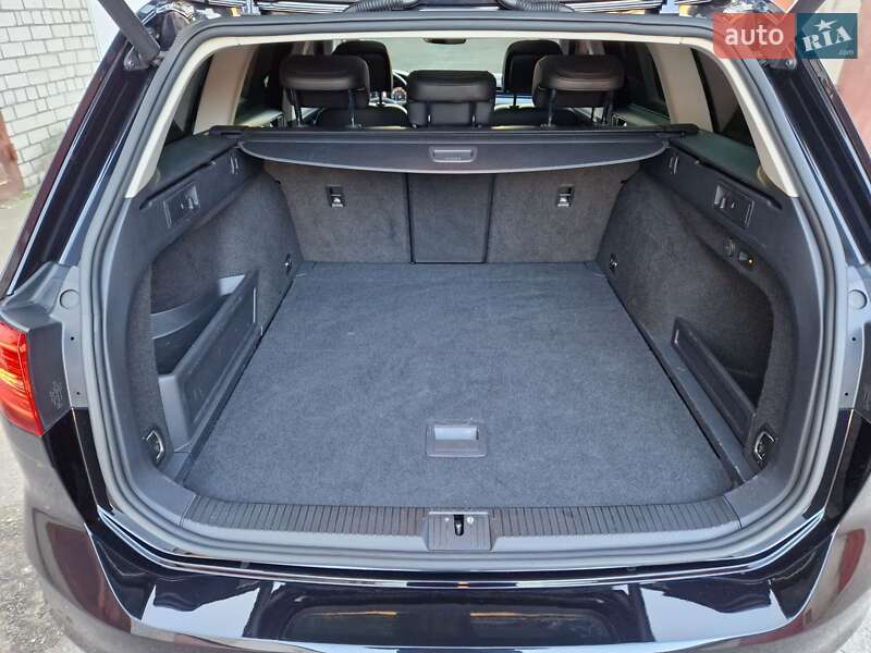 Универсал Volkswagen Passat 2016 в Киеве фото 60 Универсал Volkswagen Passat 2016 в Киеве