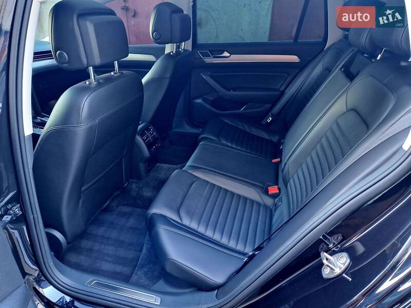 Универсал Volkswagen Passat 2016 в Киеве фото 45 Универсал Volkswagen Passat 2016 в Киеве
