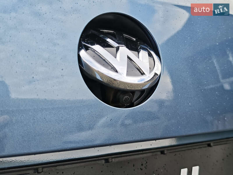 Универсал Volkswagen Passat 2018 в Луцке фото 19 Универсал Volkswagen Passat 2018 в Луцке