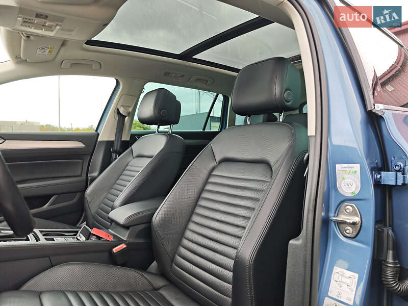 Универсал Volkswagen Passat 2018 в Луцке фото 23 Универсал Volkswagen Passat 2018 в Луцке