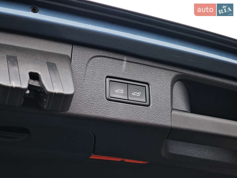 Универсал Volkswagen Passat 2018 в Луцке фото 54 Универсал Volkswagen Passat 2018 в Луцке