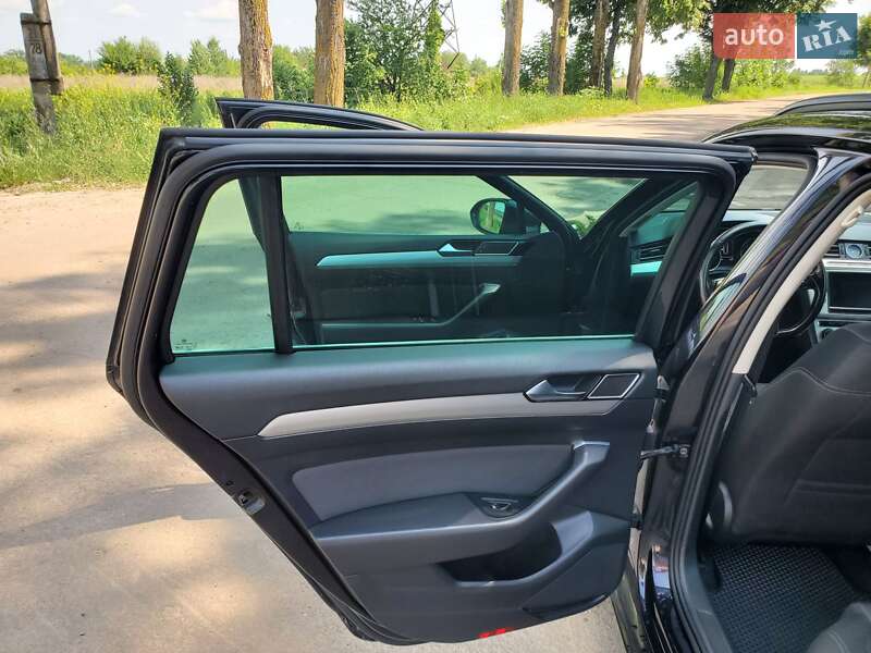 Универсал Volkswagen Passat 2015 в Тростянце фото 11 Универсал Volkswagen Passat 2015 в Тростянце