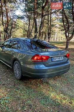 Седан Volkswagen Passat 2015 в Кропивницком