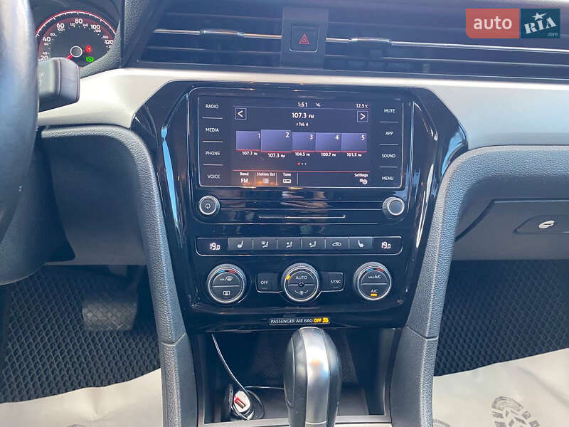 Седан Volkswagen Passat 2020 в Житомирі фото 12 Седан Volkswagen Passat 2020 в Житомирі