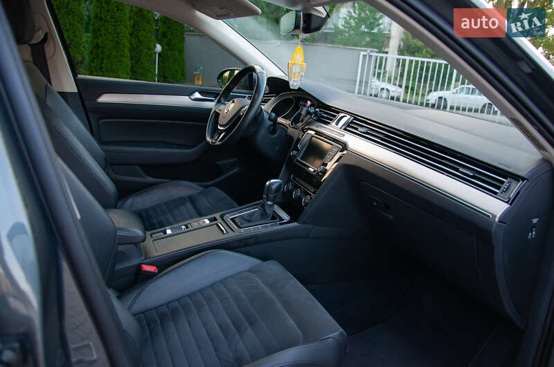 Універсал Volkswagen Passat 2016 в Ужгороді