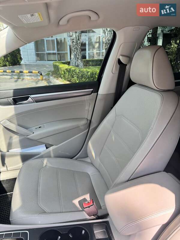 Седан Volkswagen Passat 2017 в Борисполе