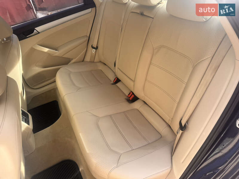 Седан Volkswagen Passat 2013 в Одессе фото 9 Седан Volkswagen Passat 2013 в Одессе