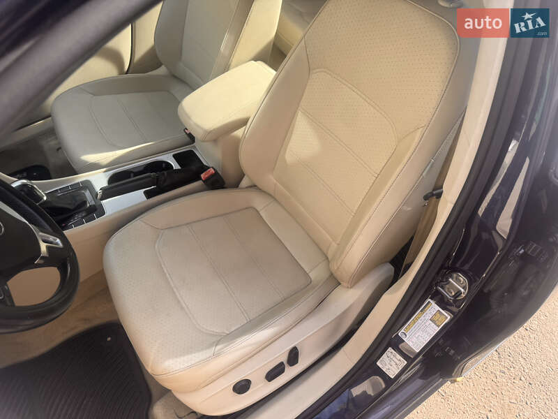Седан Volkswagen Passat 2013 в Одессе фото 12 Седан Volkswagen Passat 2013 в Одессе