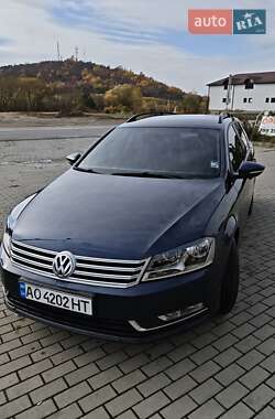 Универсал Volkswagen Passat 2012 в Мукачево