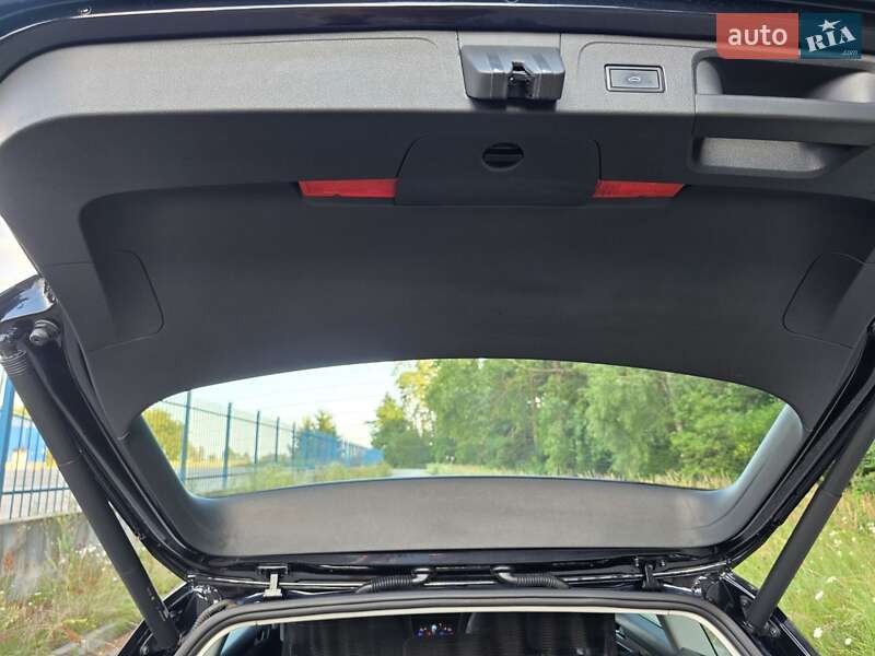 Универсал Volkswagen Passat 2022 в Буче