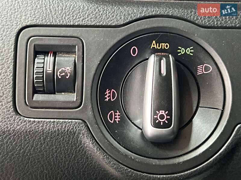 Универсал Volkswagen Passat 2011 в Одессе фото 17 Универсал Volkswagen Passat 2011 в Одессе