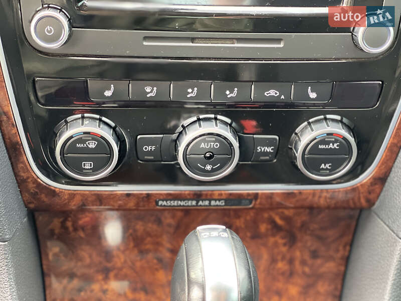 Седан Volkswagen Passat 2012 в Нововолынске фото 34 Седан Volkswagen Passat 2012 в Нововолынске