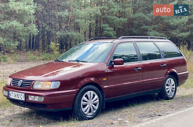 Универсал Volkswagen Passat 1996 в Харькове