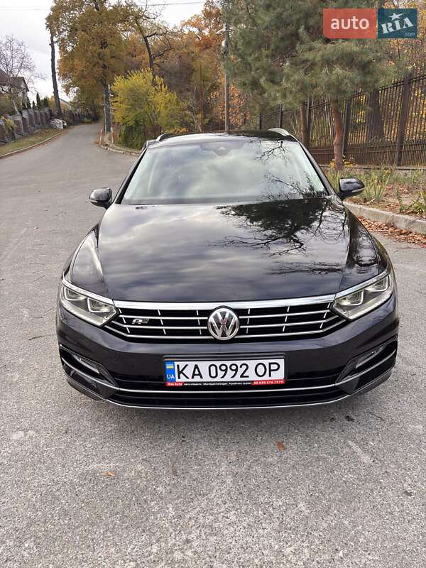 Универсал Volkswagen Passat 2018 в Киеве