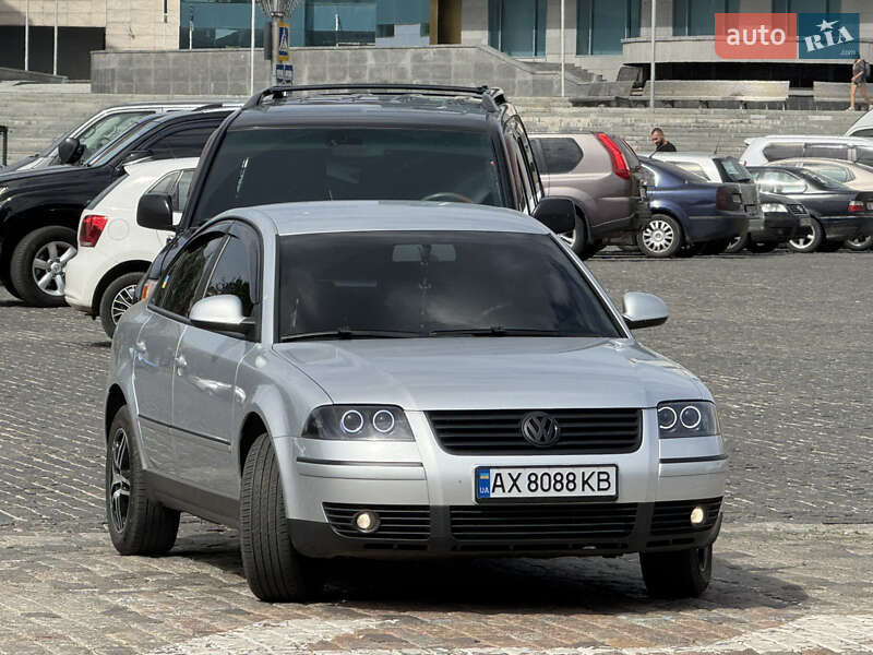 Седан Volkswagen Passat 2005 в Харькове
