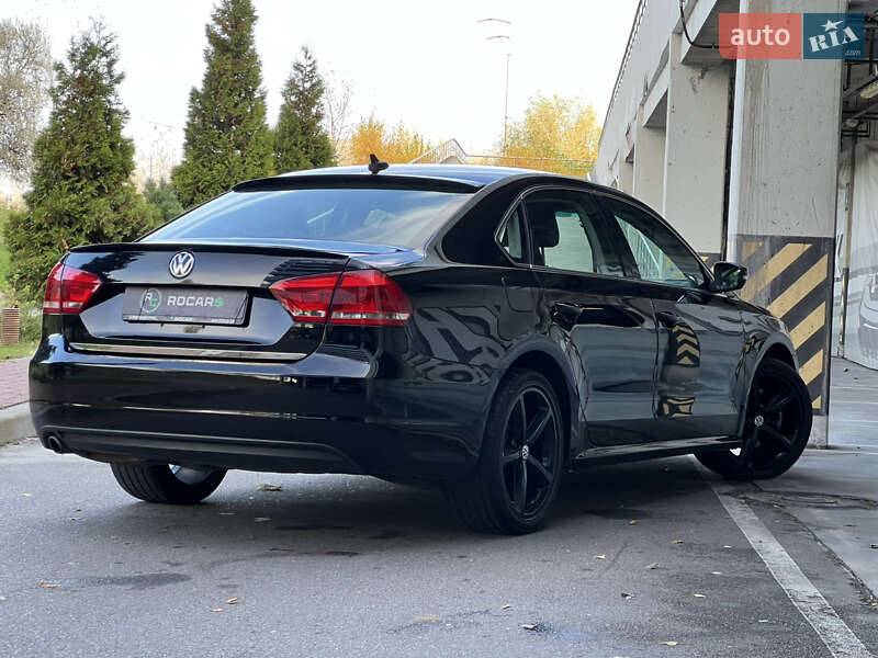 Седан Volkswagen Passat 2013 в Києві