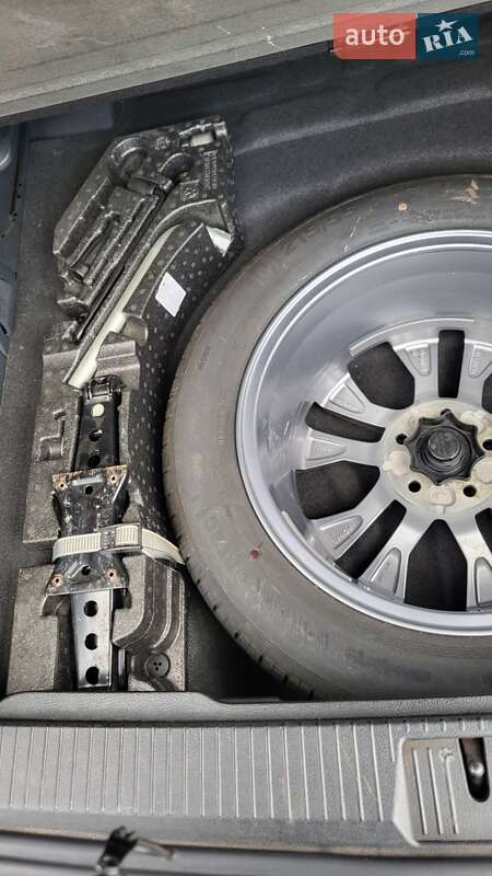 Универсал Volkswagen Passat 2016 в Коломые