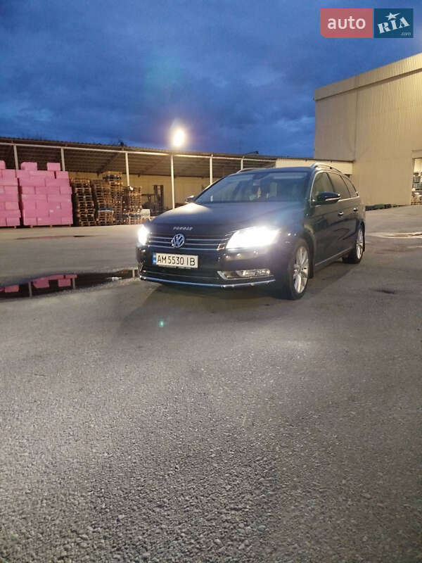 Универсал Volkswagen Passat 2013 в Житомире фото 9 Универсал Volkswagen Passat 2013 в Житомире