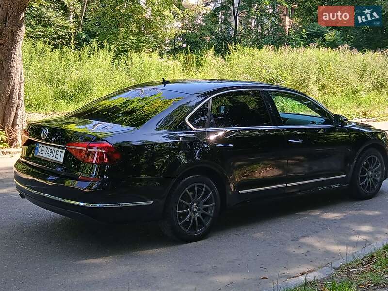 Седан Volkswagen Passat 2016 в Чернівцях