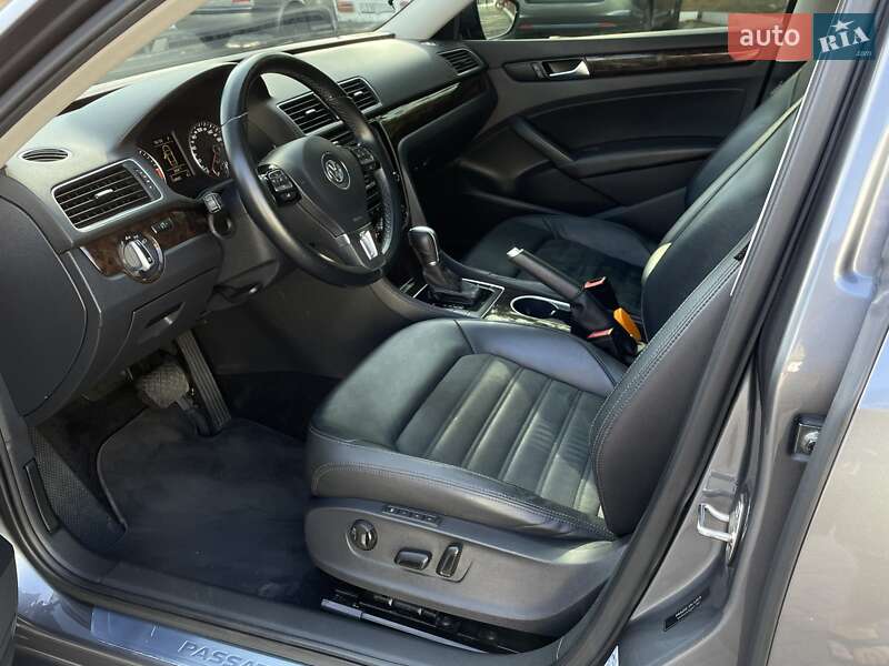 Седан Volkswagen Passat 2014 в Одесі