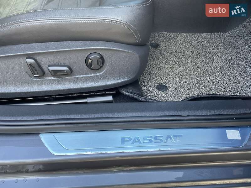 Седан Volkswagen Passat 2014 в Одесі