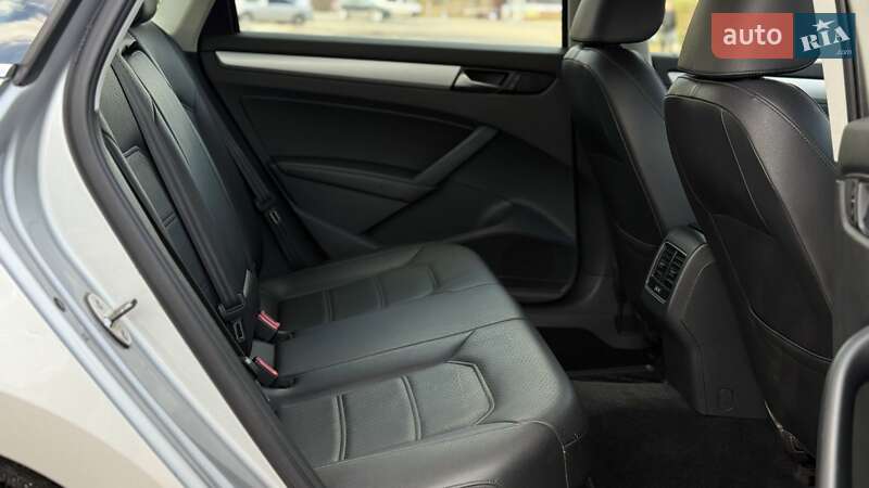 Седан Volkswagen Passat 2012 в Белой Церкви