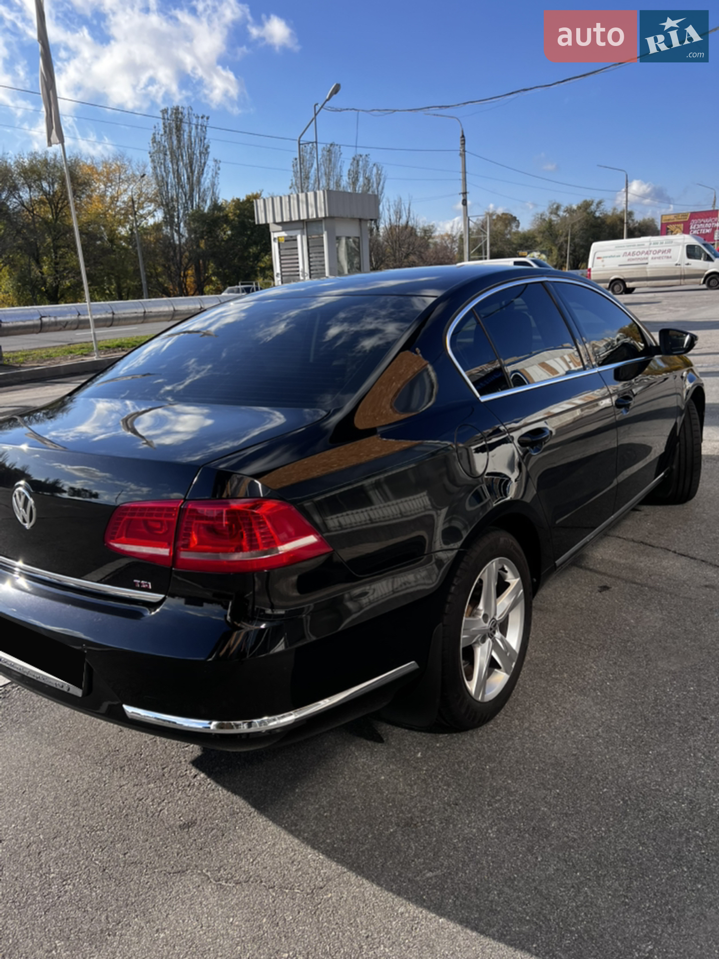 2011 Volkswagen Passat - мініатюра 2
