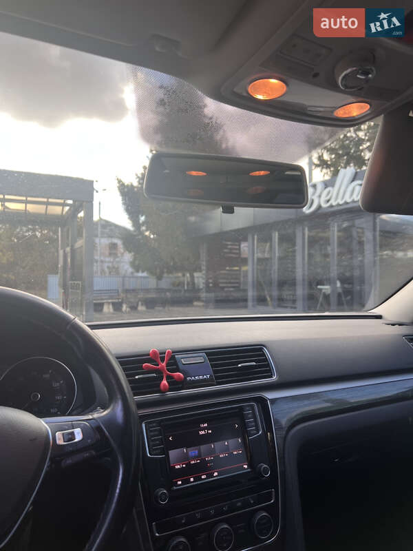 Седан Volkswagen Passat 2018 в Лубнах
