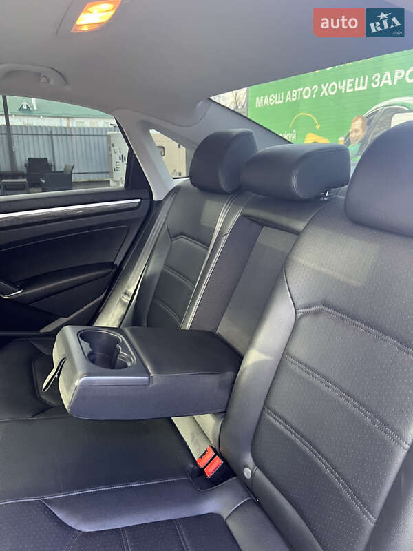 Седан Volkswagen Passat 2018 в Лубнах