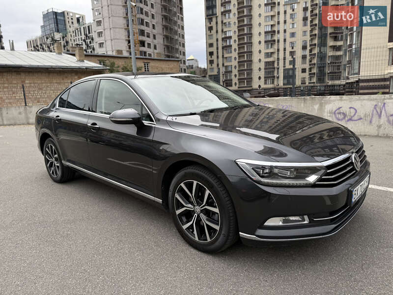 Седан Volkswagen Passat 2018 в Киеве фото 15 Седан Volkswagen Passat 2018 в Киеве