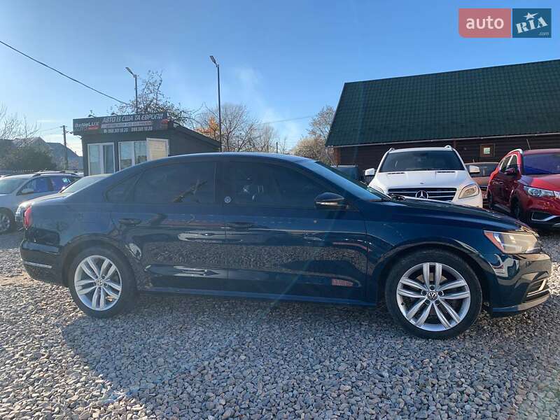 Седан Volkswagen Passat 2018 в Коломиї