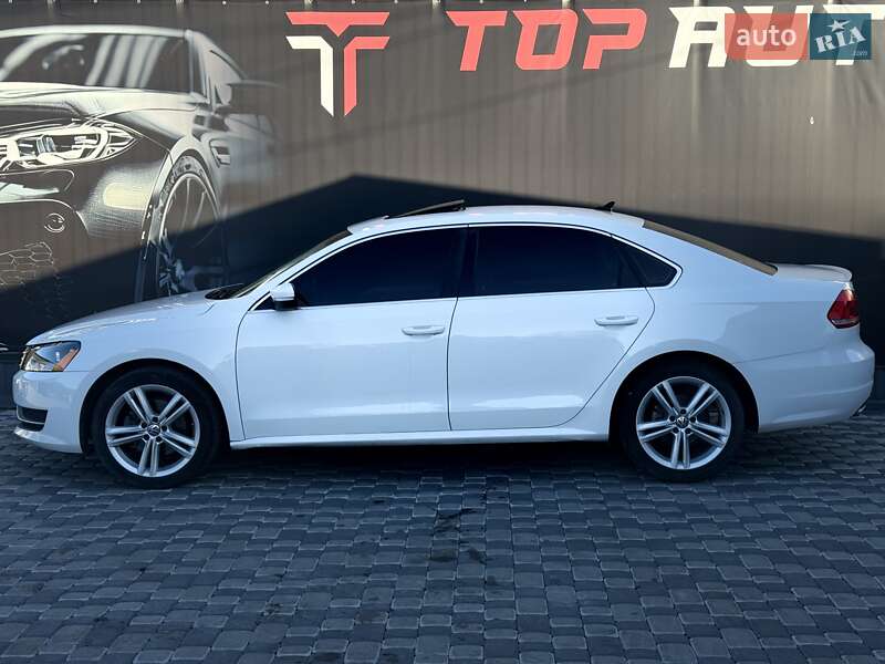 Седан Volkswagen Passat 2015 в Львові