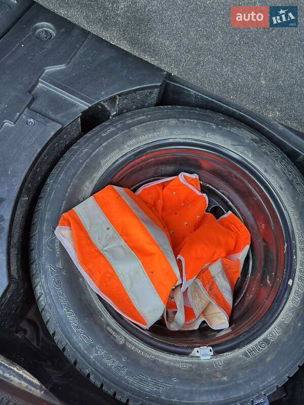 Универсал Volkswagen Passat 2006 в Ужгороде