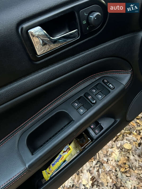 Седан Volkswagen Passat 2002 в Хмельнике