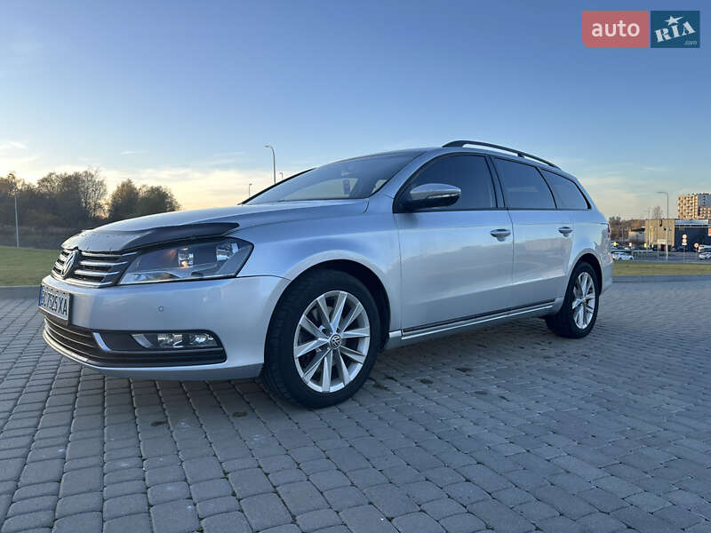 Универсал Volkswagen Passat 2012 в Львове