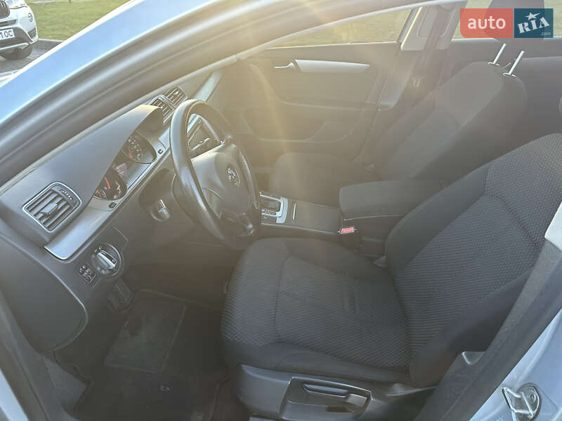 Универсал Volkswagen Passat 2012 в Львове