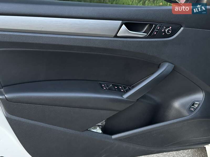 Седан Volkswagen Passat 2014 в Одесі фото 13 Седан Volkswagen Passat 2014 в Одесі