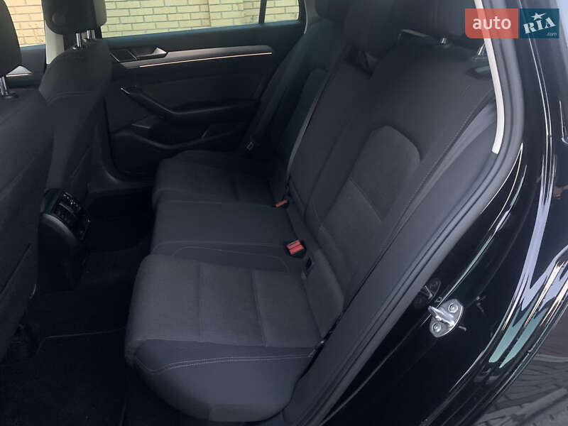 Універсал Volkswagen Passat 2019 в Стрию фото 18 Універсал Volkswagen Passat 2019 в Стрию