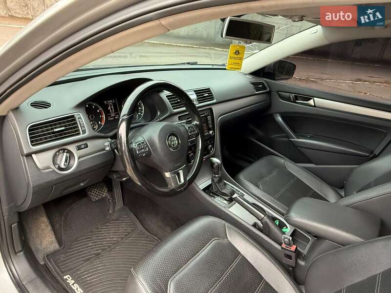 Седан Volkswagen Passat 2013 в Николаеве фото 21 Седан Volkswagen Passat 2013 в Николаеве