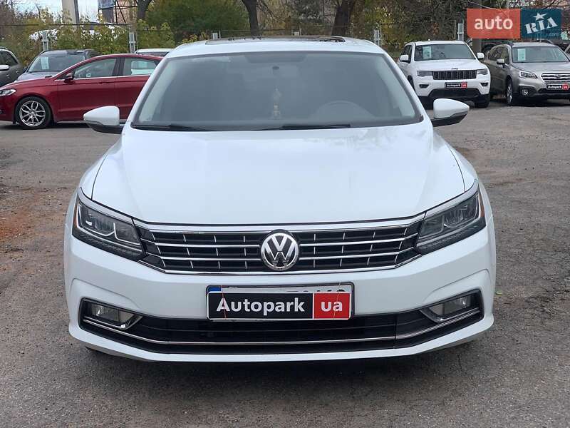Седан Volkswagen Passat 2018 в Виннице