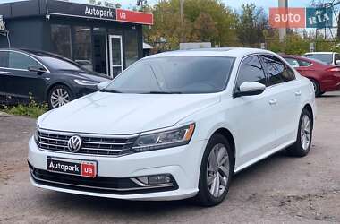 Седан Volkswagen Passat 2018 в Виннице
