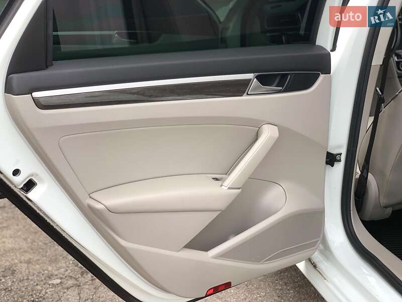 Седан Volkswagen Passat 2018 в Виннице