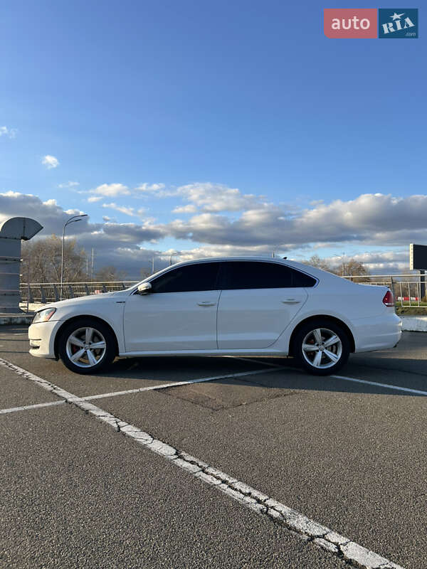 Седан Volkswagen Passat 2011 в Киеве фото 5 Седан Volkswagen Passat 2011 в Киеве