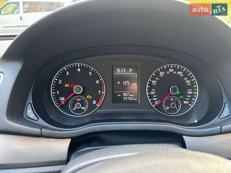 Седан Volkswagen Passat 2015 в Киеве фото 7 Седан Volkswagen Passat 2015 в Киеве