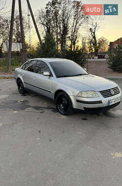 Седан Volkswagen Passat 2002 в Немирове