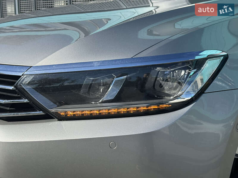 Універсал Volkswagen Passat 2016 в Києві